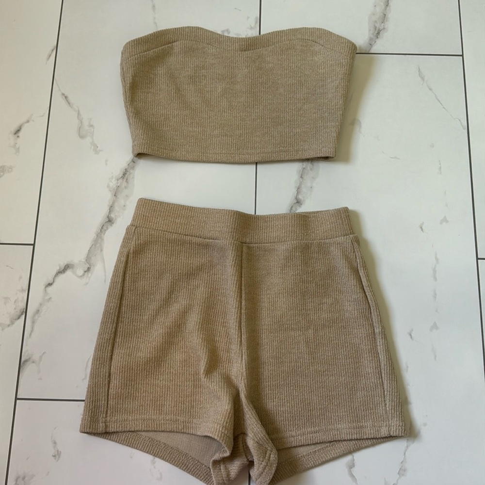 TAN SET (2 PC)